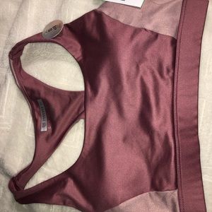 Sports bra& leggings set (unworn/tag attached)